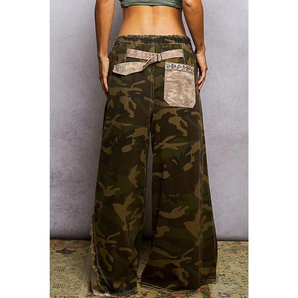 "Flora Striper" Floral Accent Pants in Olive Camo - Picture 6 of 6